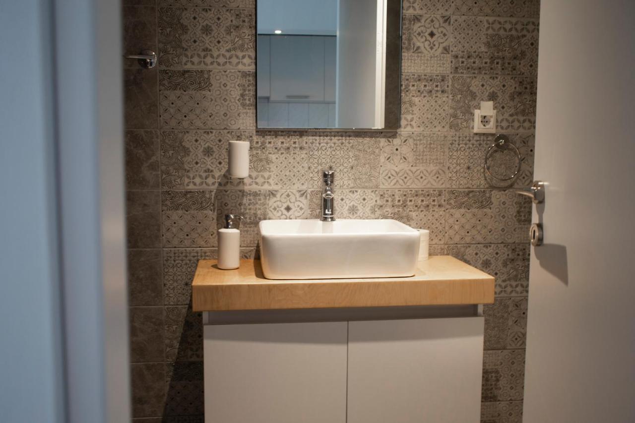 Filippos Downtown - 2Br Lux Apartment - Tsimiski Ladadika - Explore Center By Foot - Close To Aristotelous Square سالونيك المظهر الخارجي الصورة